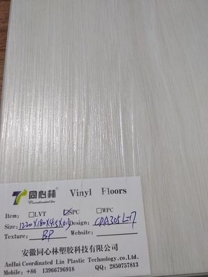 Wear-menolak Vinyl Laminate Flooring Klik Sistem 0.1mm - 0.7mm Wear Layer